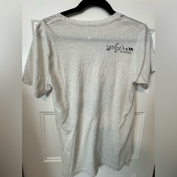 Rosie the Riveter Women's T-Shirt
Ruby's Rubbish Size Small - Picture 4 of 9